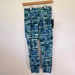 LLBean Everyday Performance 7/8 Leggings, High Rise Print - Small Petite - NWT